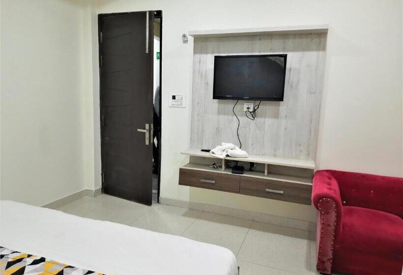 Отель Le Heritage , Nizamudin Railway Station