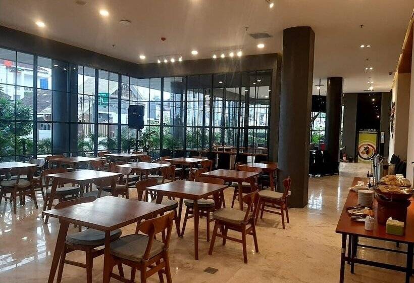 فندق Maxones Loji Kridanggo @boyolali