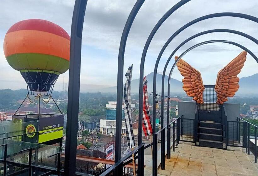 فندق Maxones Loji Kridanggo @boyolali