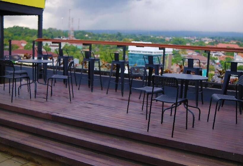 فندق Maxones Loji Kridanggo @boyolali