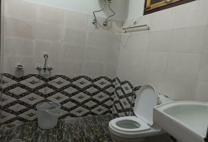 فندق Nirmal Villa Cottage