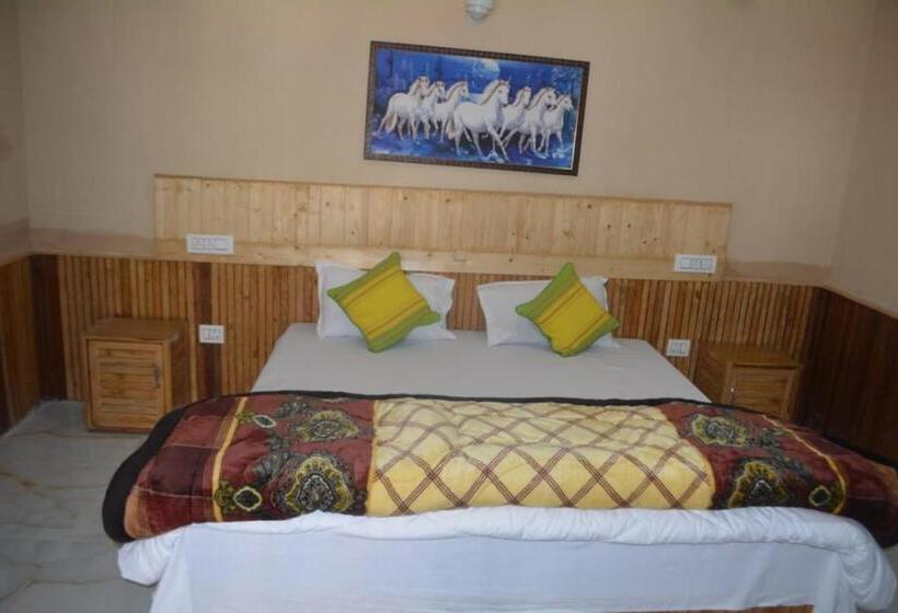 فندق Nirmal Villa Cottage