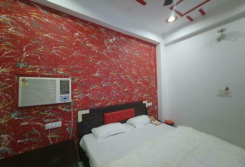 酒店 Oyo 83936 Chaudhary Guest House