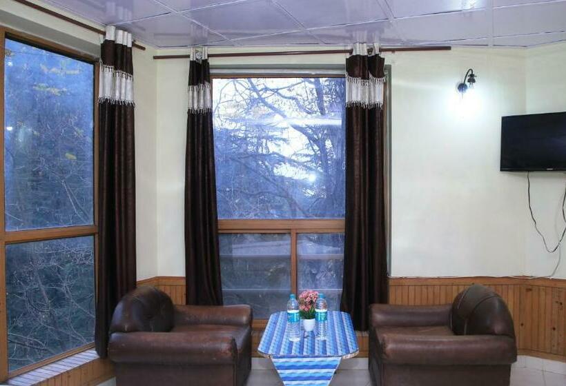 ホテル Pinewood Cottages Shimla