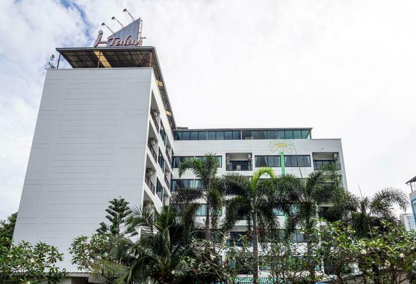 ホテル Reddoorz Italay Resort