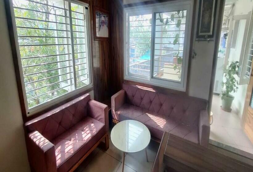 فندق Royal Residency