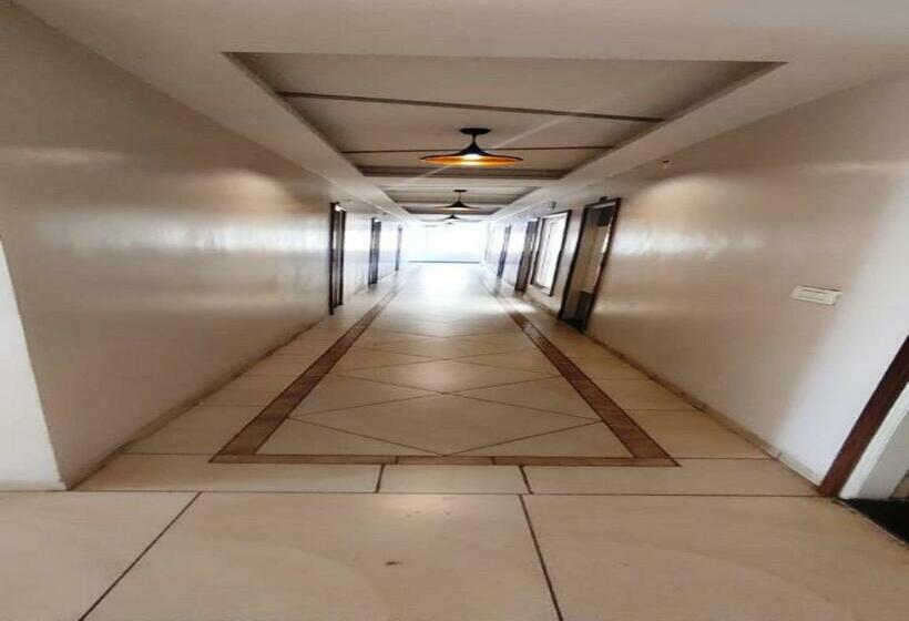 فندق Royal Residency