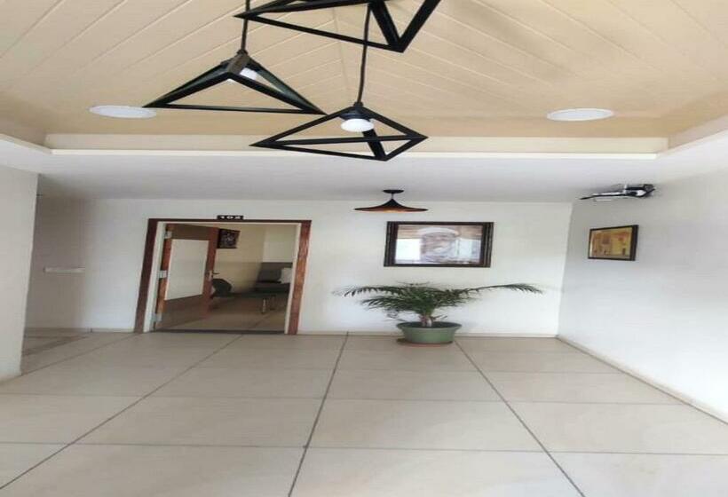 فندق Royal Residency