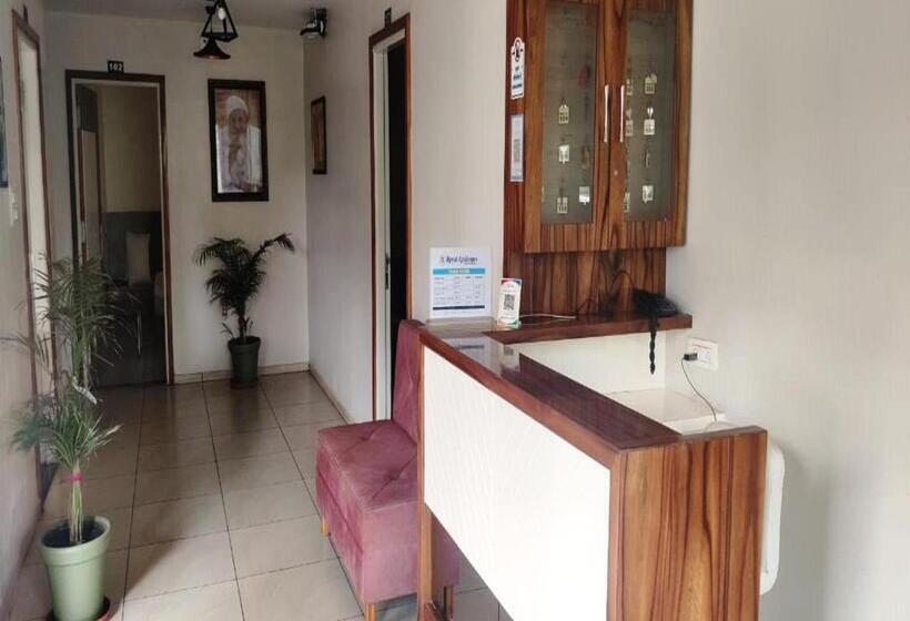 فندق Royal Residency