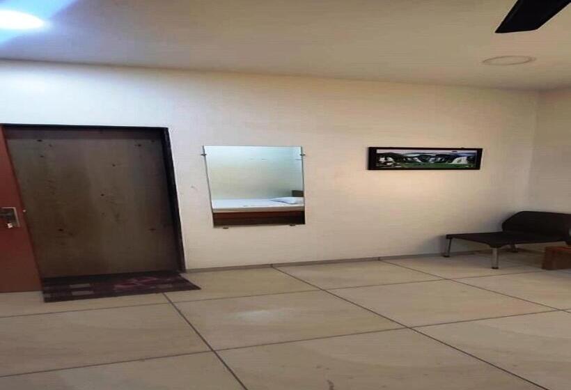 فندق Royal Residency