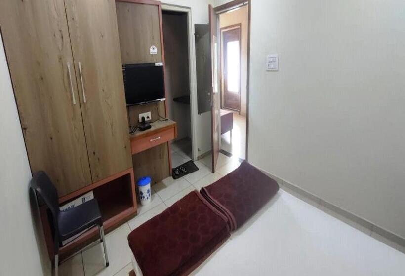 فندق Royal Residency