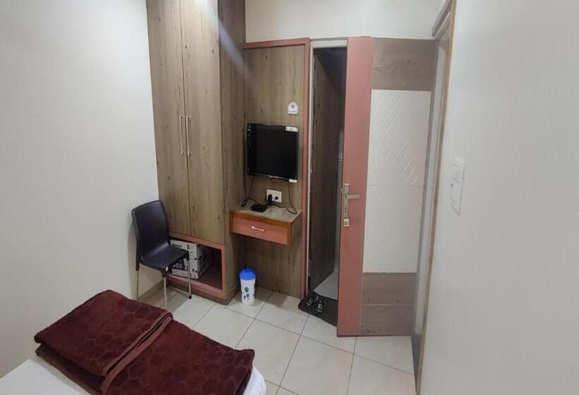 فندق Royal Residency