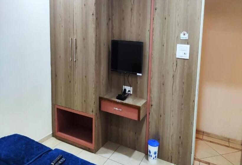 فندق Royal Residency