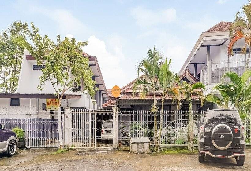 فندق Spot On 90797 Sukun Syariah Homestay