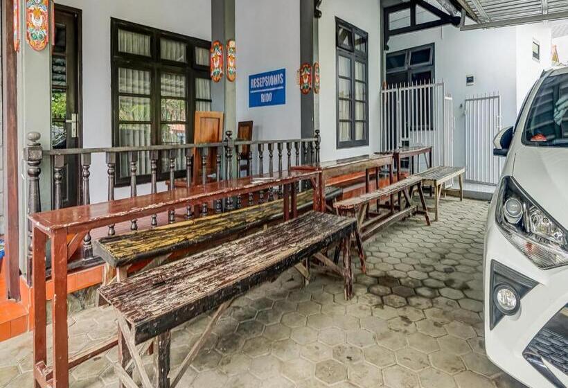 فندق Spot On 90797 Sukun Syariah Homestay