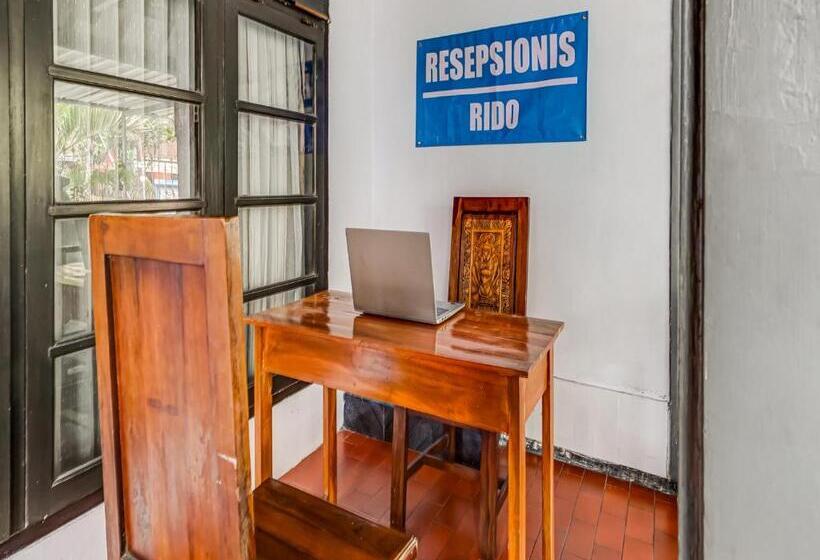 فندق Spot On 90797 Sukun Syariah Homestay