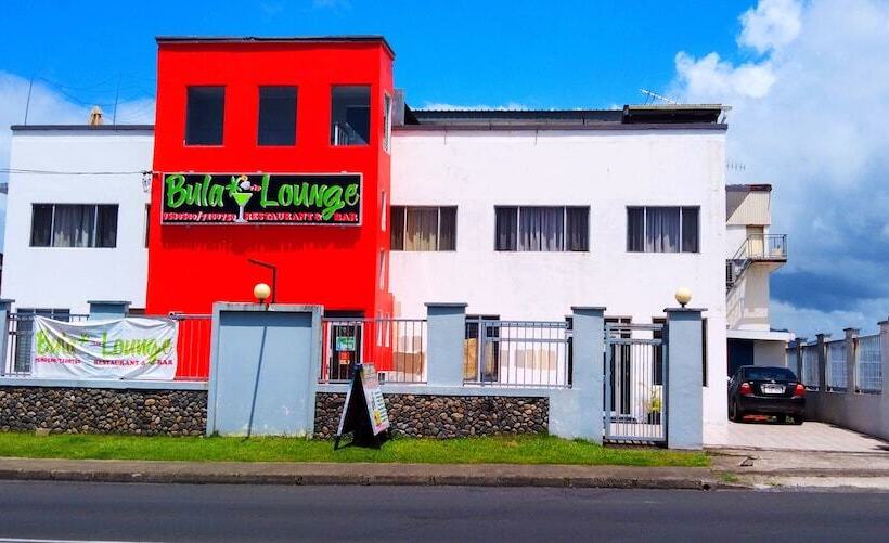 Отель Sunseekers Outrigger