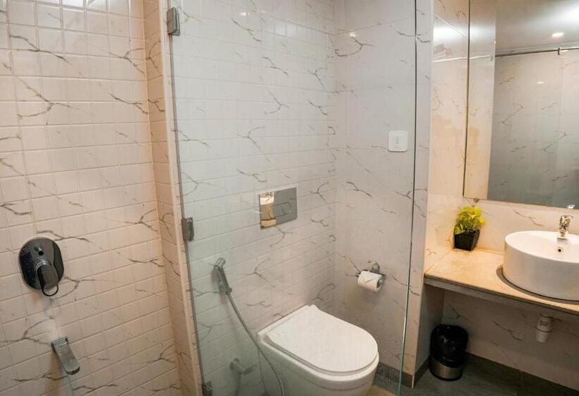 בית מלון כפרי Tgi Ameya Grand