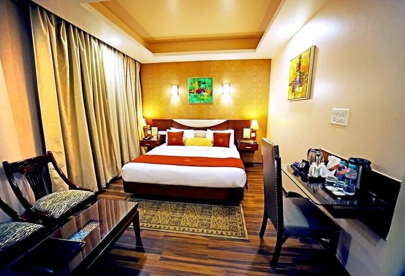 The Red Velvet Hotel Samarpan, Patna