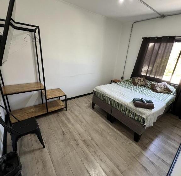 酒店 Voy Hostales   4 Norte