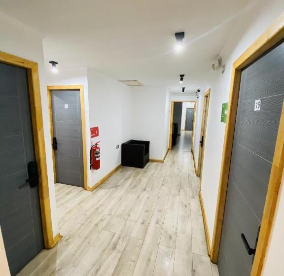 酒店 Voy Hostales   4 Norte