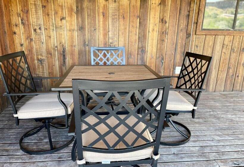 Пансион 1,000 Springs Riverhouse