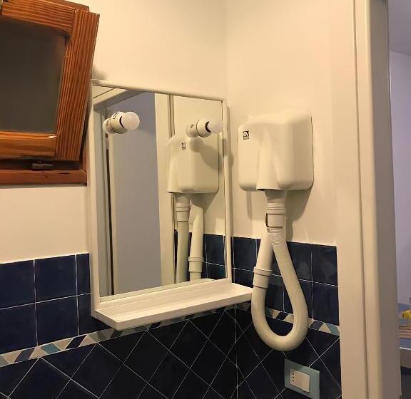 پانسیون Double Room Dora   La Scogliera