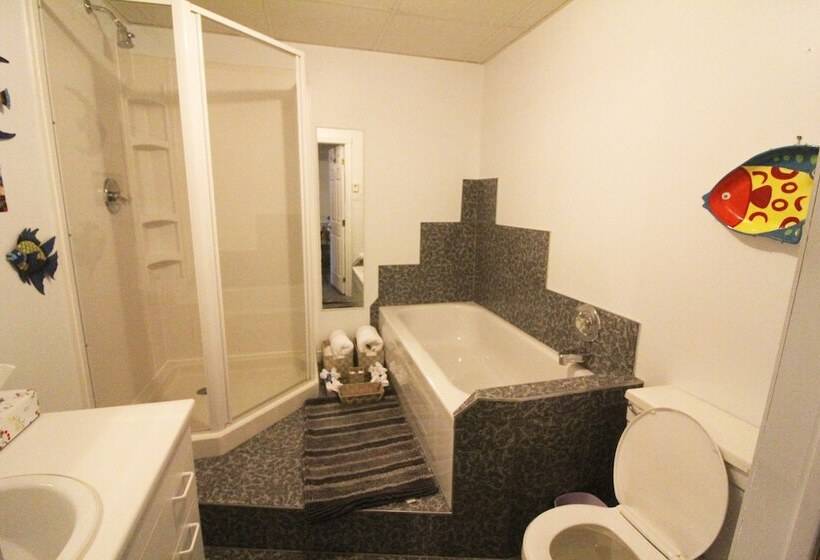 펜션 Room In Guest Room Gandhi Very Large Room Decorated In Indian Style, Office Space And Sofa