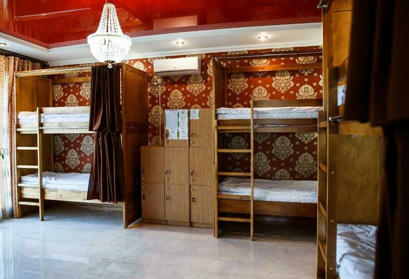 پانسیون Sweet Home Hostel