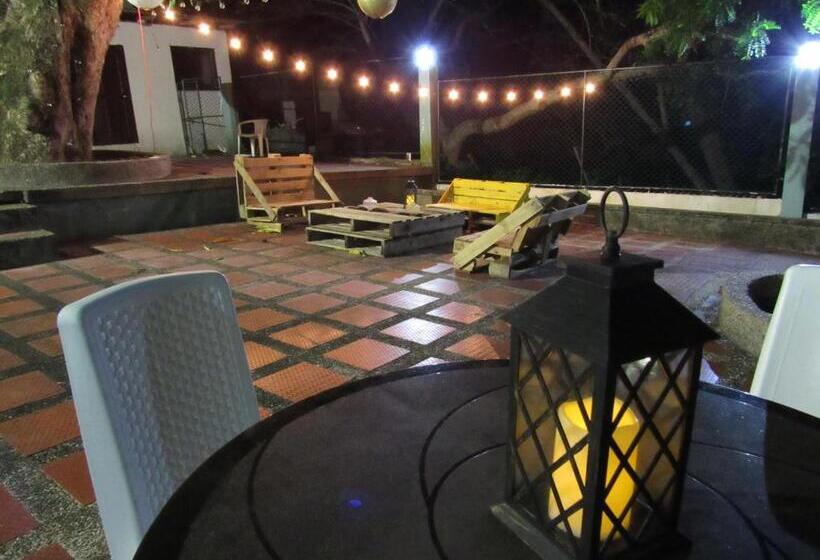 بنسيون Queen Elizabeth Natural Luxury