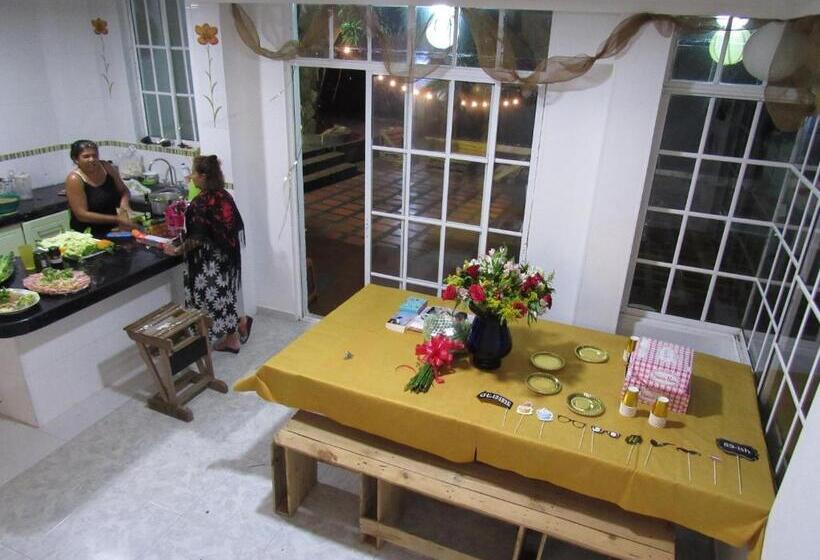 بنسيون Queen Elizabeth Natural Luxury