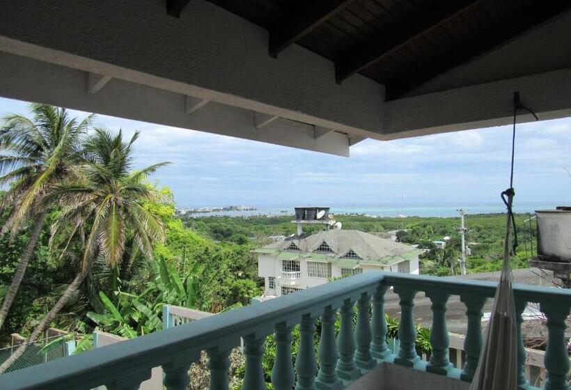 بنسيون Queen Elizabeth Natural Luxury