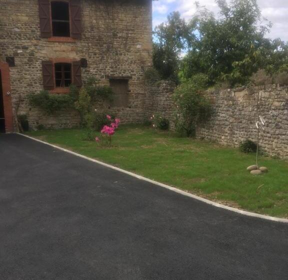 بنسيون Les 3 Bérets Chambres D Hotes