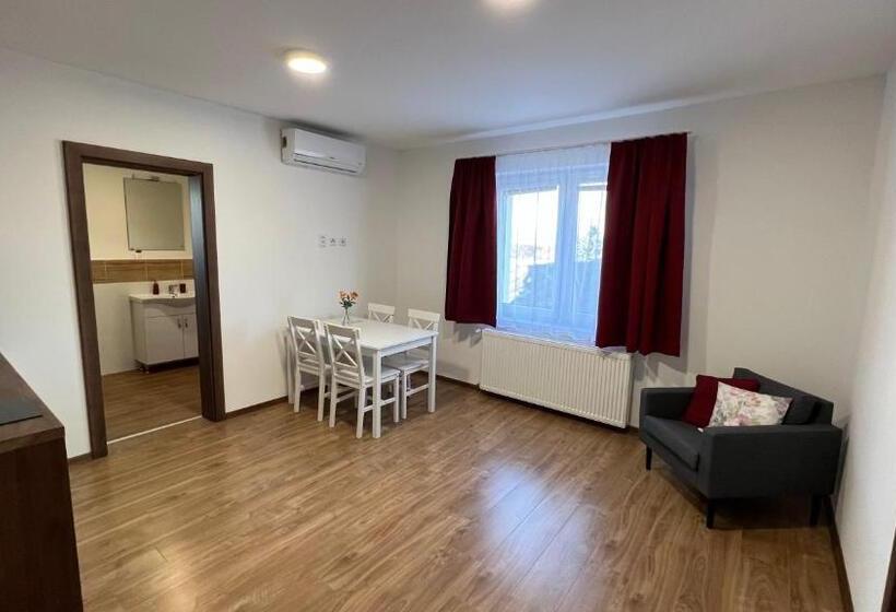 بنسيون Penzión Melis