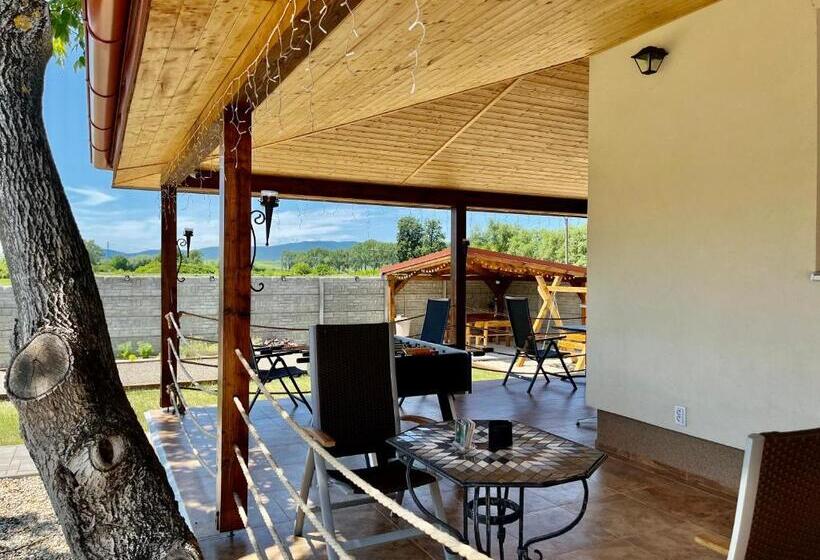 بنسيون Penzión Melis