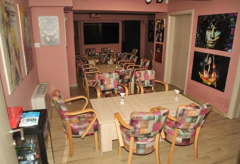 پانسیون Smart