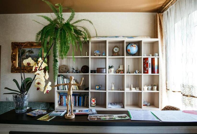 پانسیون Sweet Home Hostel