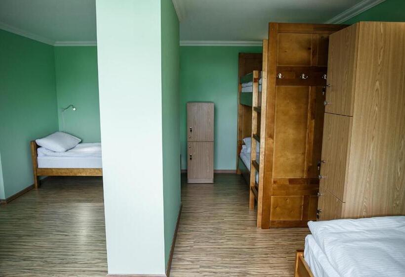 פנסיון Sweet Home Hostel