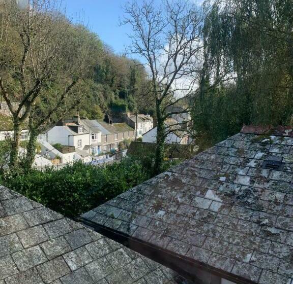 פנסיון The Cottage Bed & Breakfast