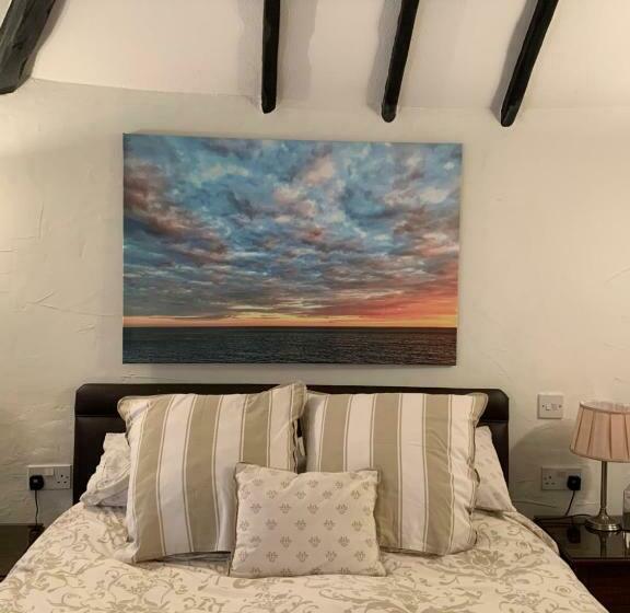 פנסיון The Cottage Bed & Breakfast