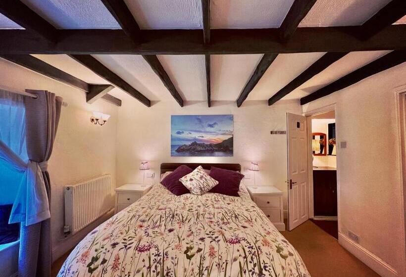 פנסיון The Cottage Bed & Breakfast