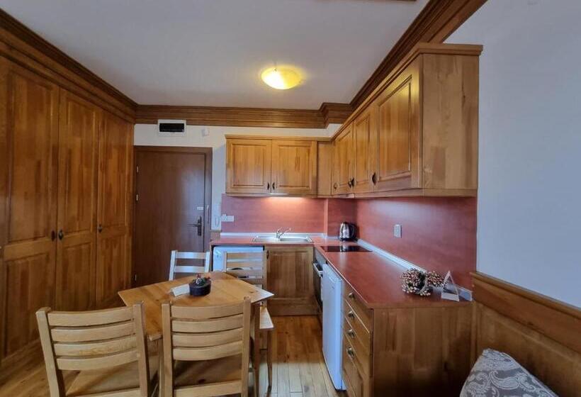 منتجع Pirin Golf Hotel Private Studios