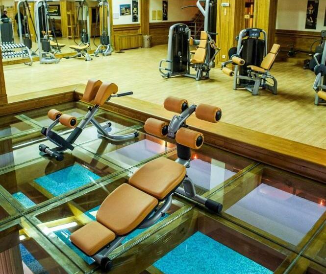 リゾートホテル Pirin Golf Hotel Private Studios