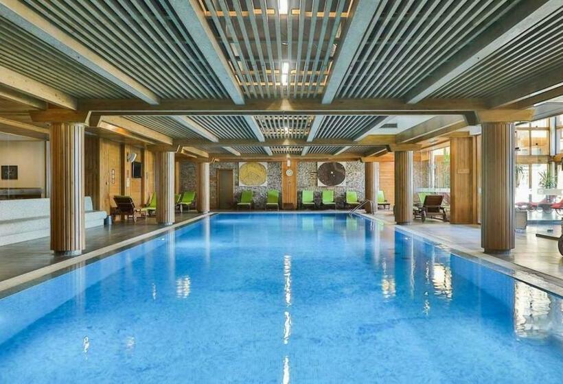 リゾートホテル Pirin Golf Hotel Private Studios