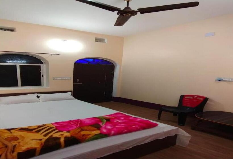 Spot On Ganguly Hotel Lodging And Fooding