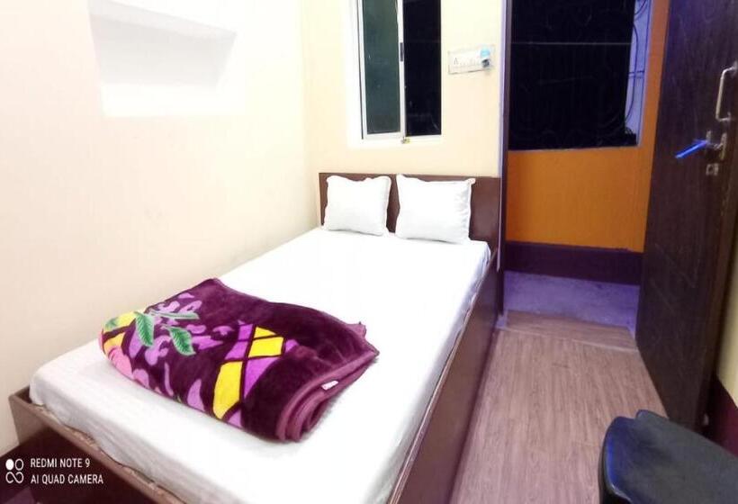 Spot On Ganguly Hotel Lodging And Fooding