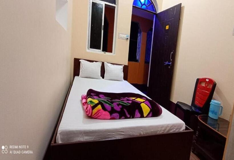 Spot On Ganguly Hotel Lodging And Fooding