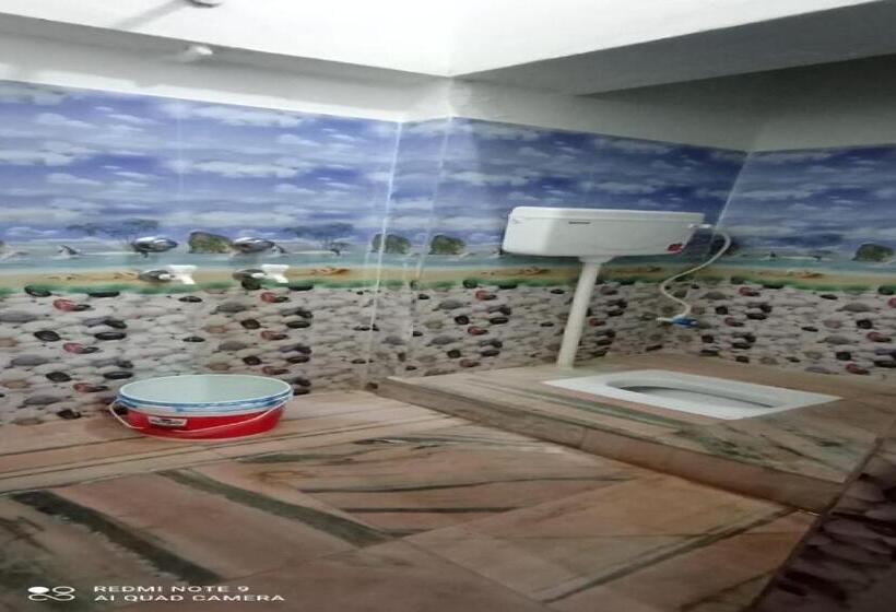 Spot On Ganguly Hotel Lodging And Fooding