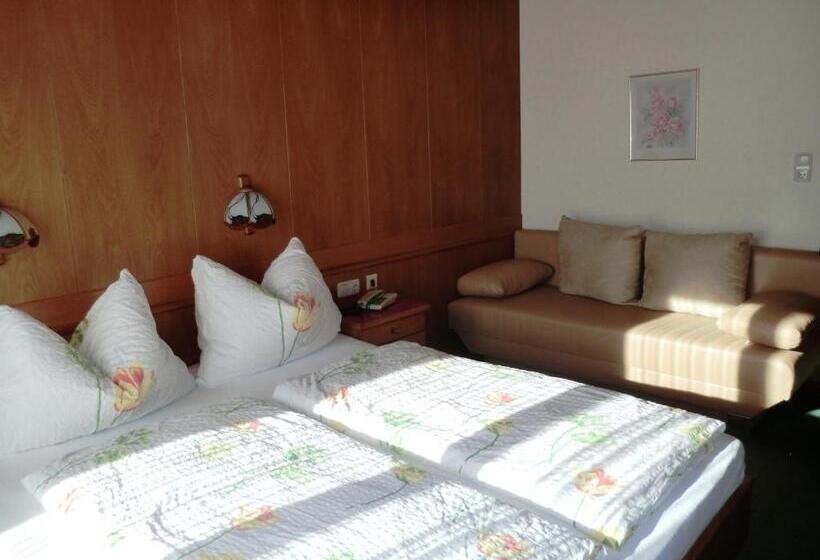 Alpenhotel Tauernstüberl