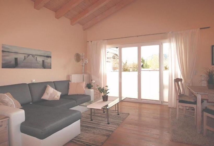 Alpenlandhaus Menardi